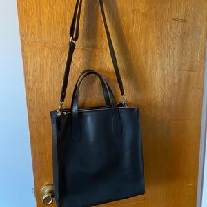 Reselling Erin Condren planner tote